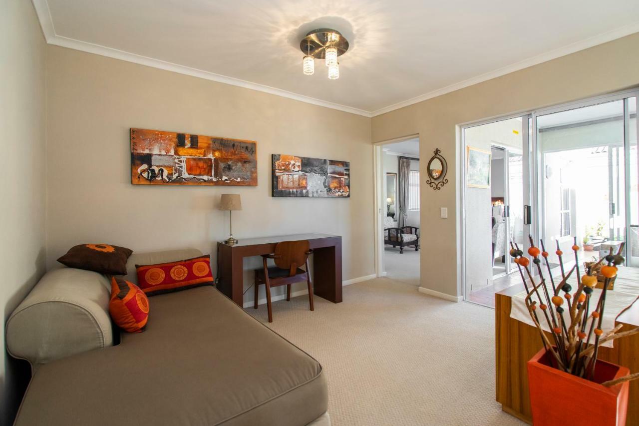 Apartment Italia 26-63 Self Catering Penthouse