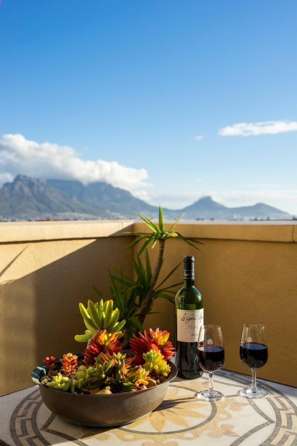 Italia 26-63 Self Catering Penthouse Apartment Cape Town