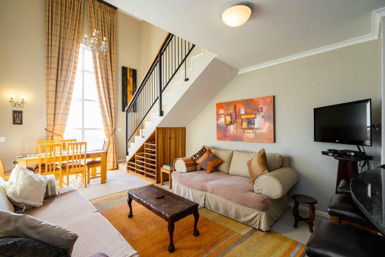 Italia 26-63 Self Catering Penthouse Apartment Cape Town